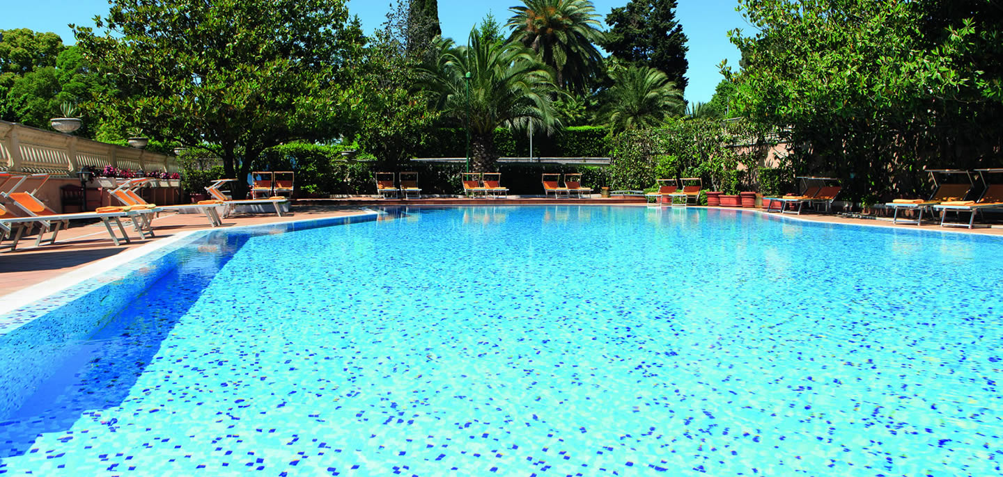 piscina hotel Roma